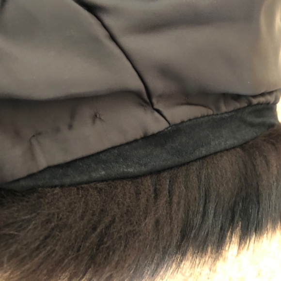 Saga Mink & Fox Fur Black Vest - Picture 10 of 16